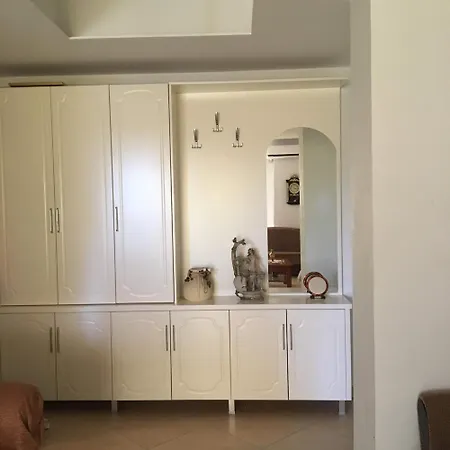Saranda Central Апартаменты Саранда